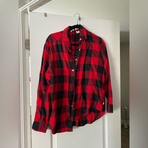 Women’s Levi’s plaid shirt